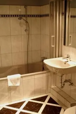 Garni Graf Von Oberg