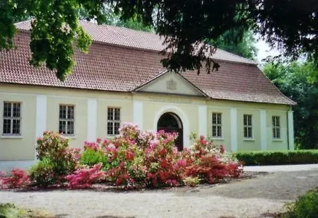 Hotel Garni Graf Von Oberg 2*