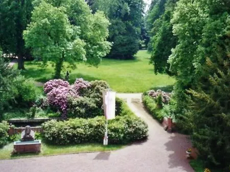Hotel Garni Graf Von Oberg 2*